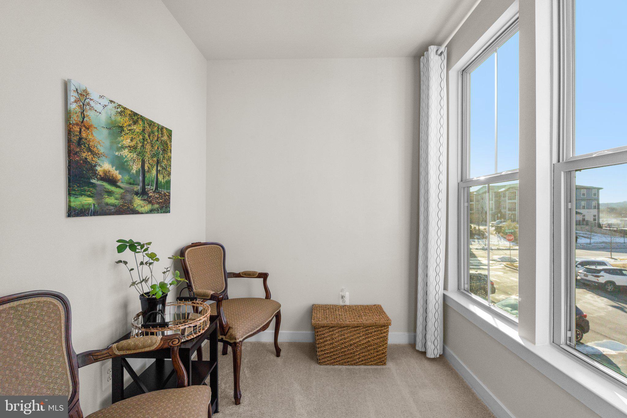 LINGANORE GARDEN CONDOMINIUMS - Residential