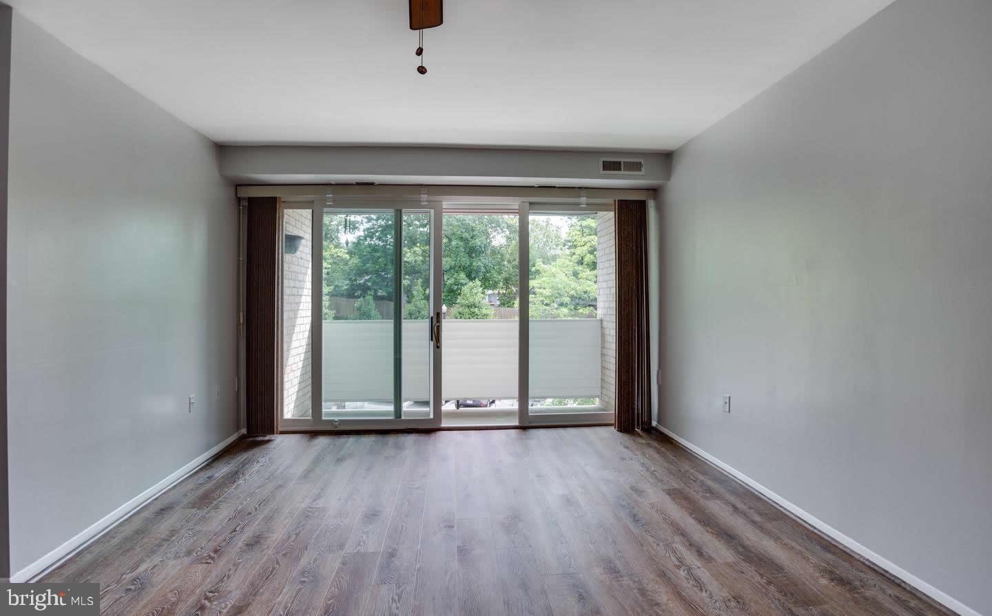 VALLEY PARK - Residential Lease