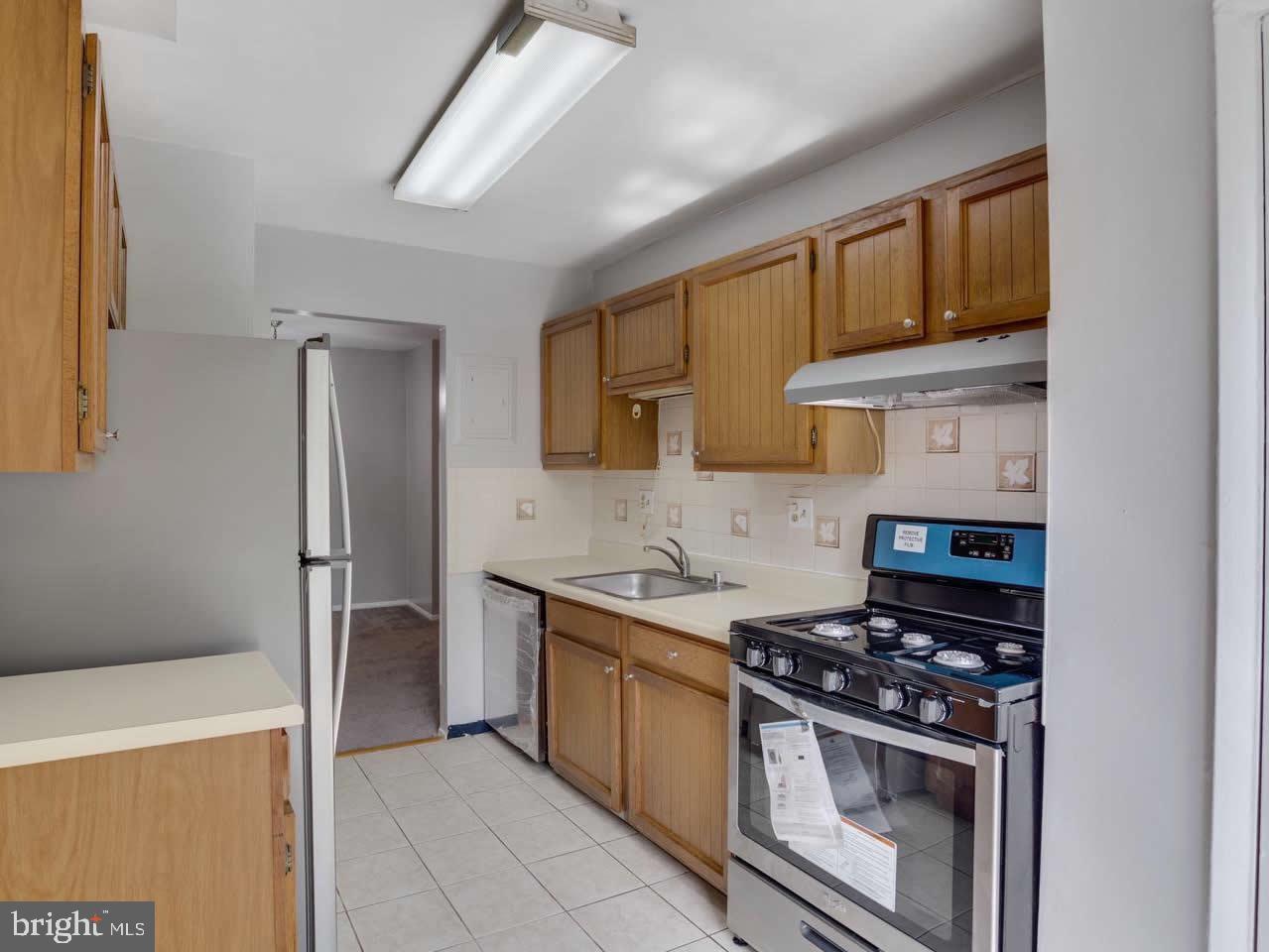 VALLEY PARK - Residential Lease