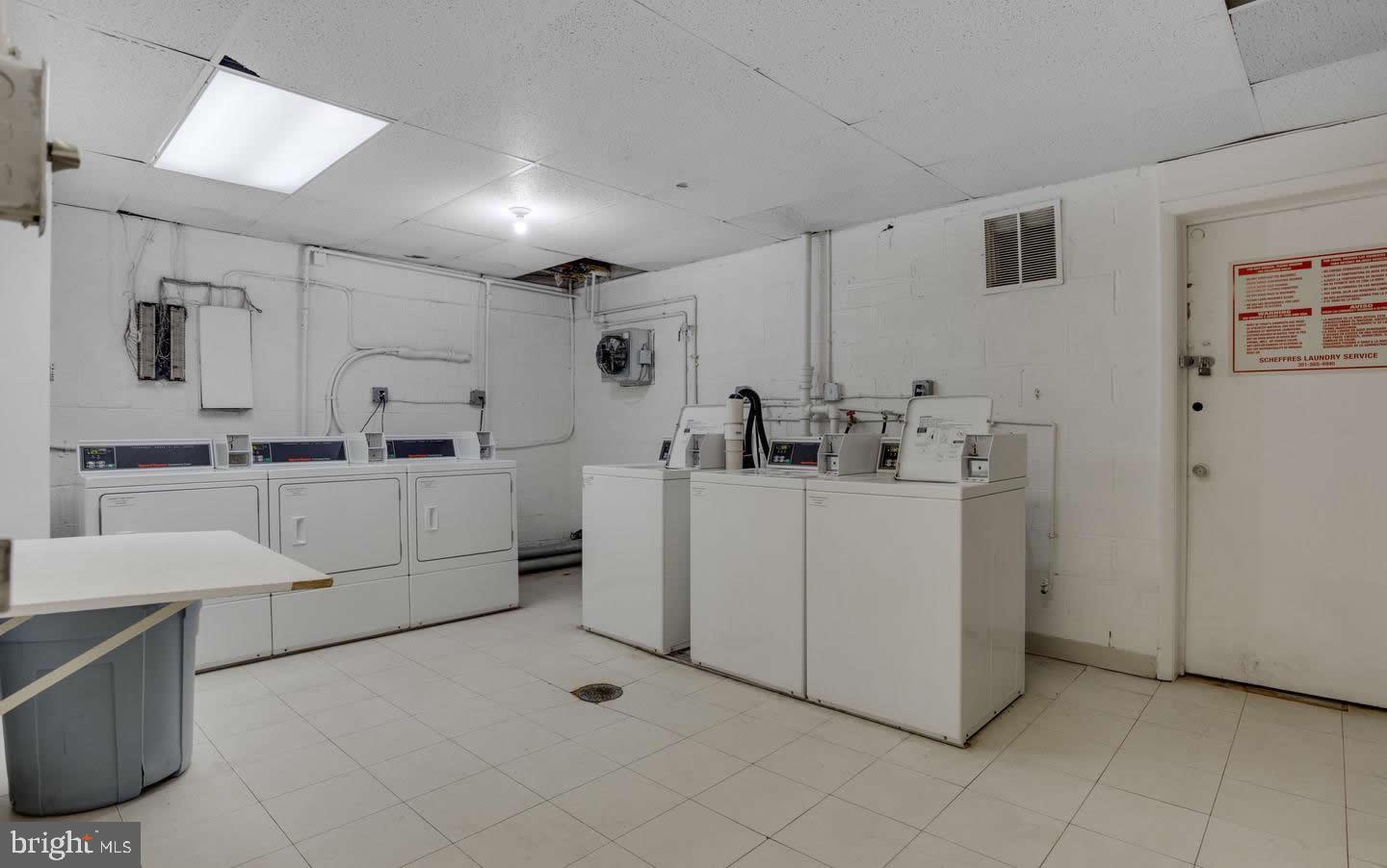 VALLEY PARK - Residential Lease