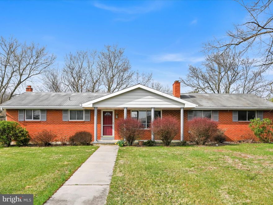 Highly Visible 8.48 Acre Commercial Property with 740 ft. of road frontage along Rt. 230 West
                               Features include:  1 Story 2732 sq. ft. all brick building currently being used as a Professional office,  detached 5 bay 1,658 Sq ft. Horse barn with water and electric and a 1,658 Sq ft. open loft on the second floor.        Zoning is C2 and is suitable for many permitted uses.