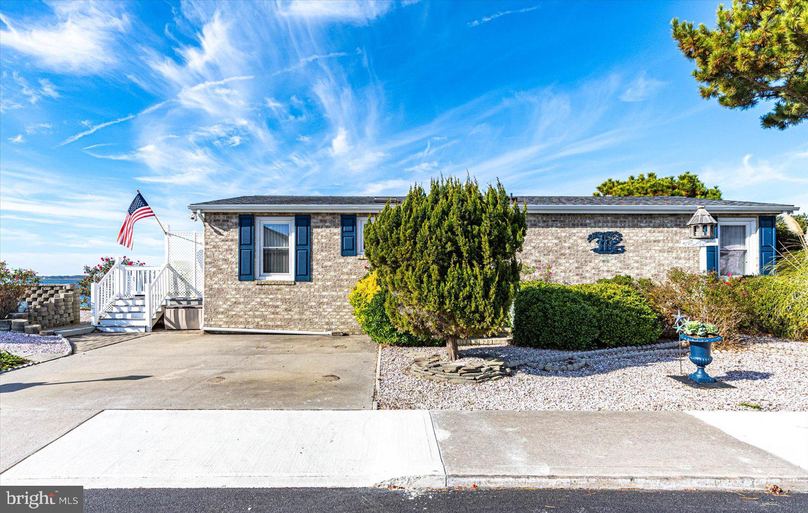 MONTEGO BAY - Residential