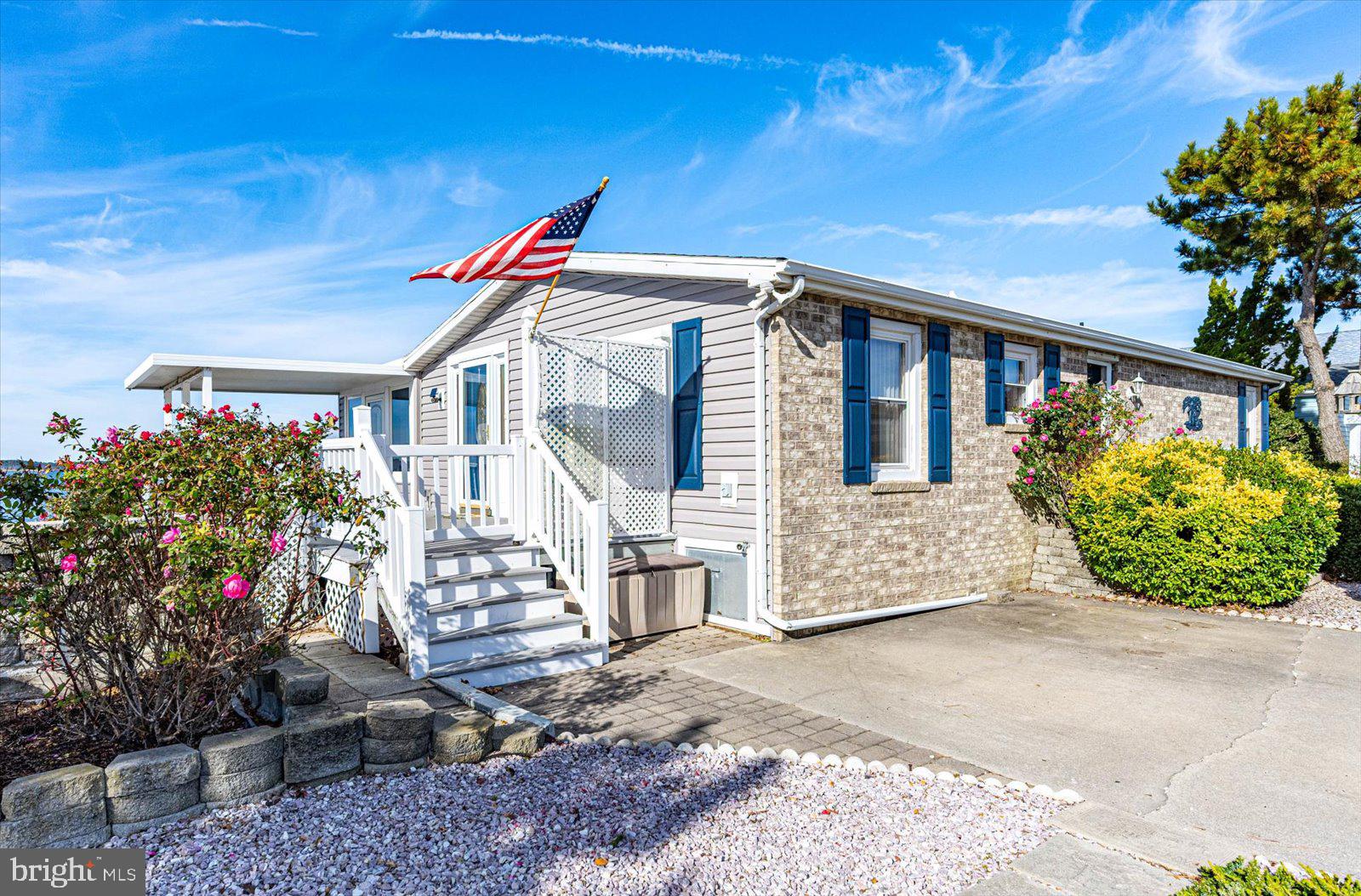 MONTEGO BAY - Residential