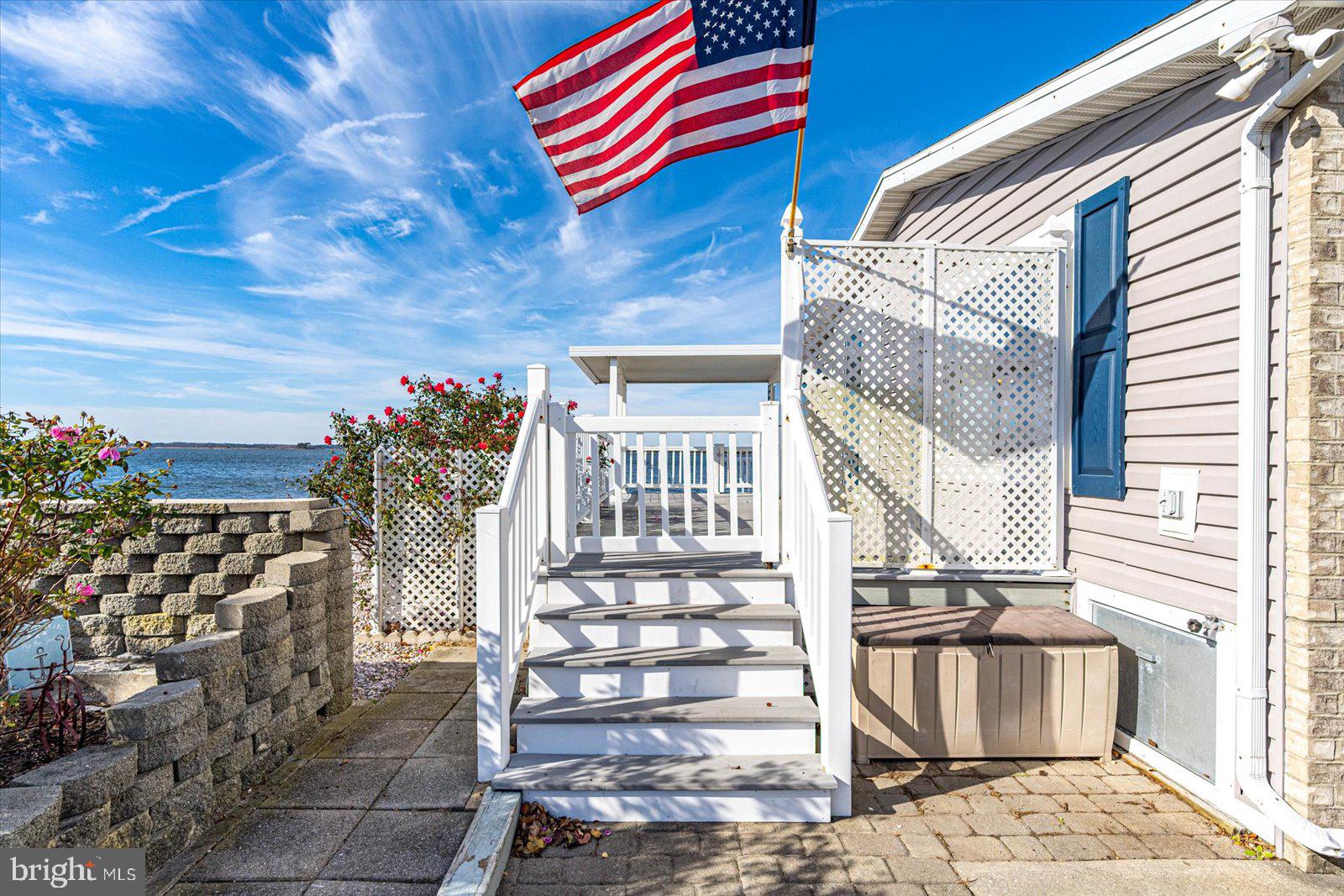 MONTEGO BAY - Residential