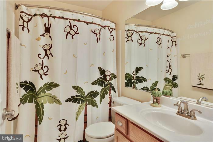 PINEY ORCHARD - Residential