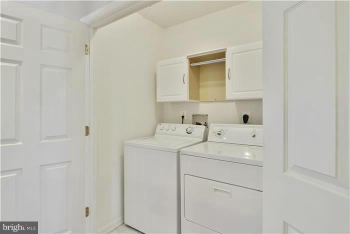 PINEY ORCHARD - Residential