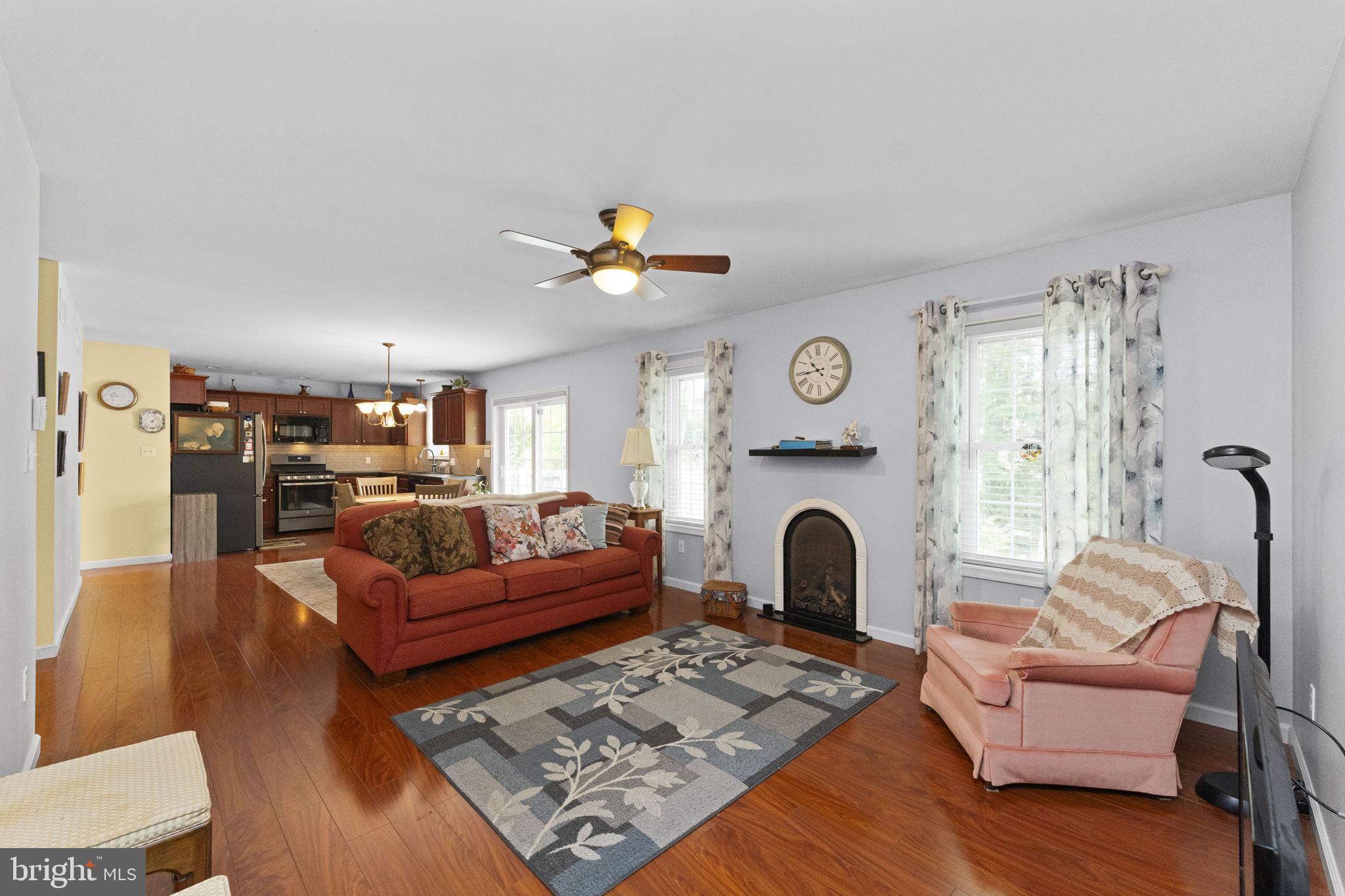 649 WALKER DRIVE
