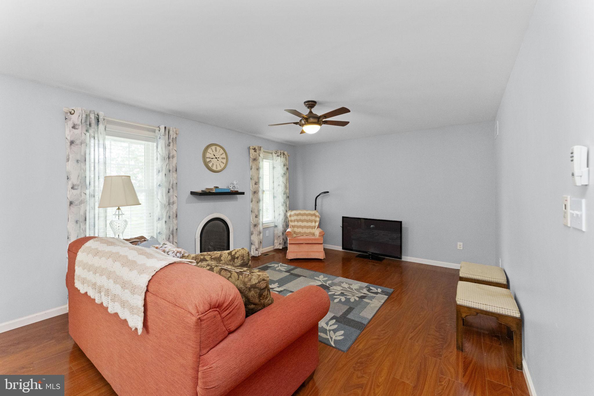 649 WALKER DRIVE