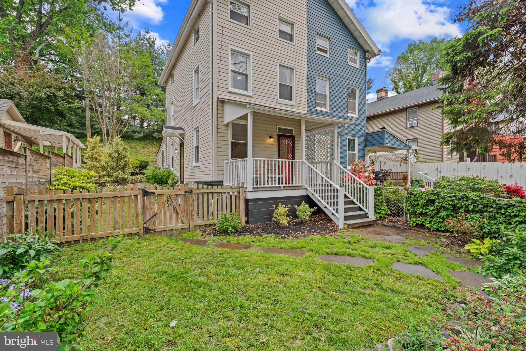 HAMPDEN HISTORIC DISTRICT - Residential