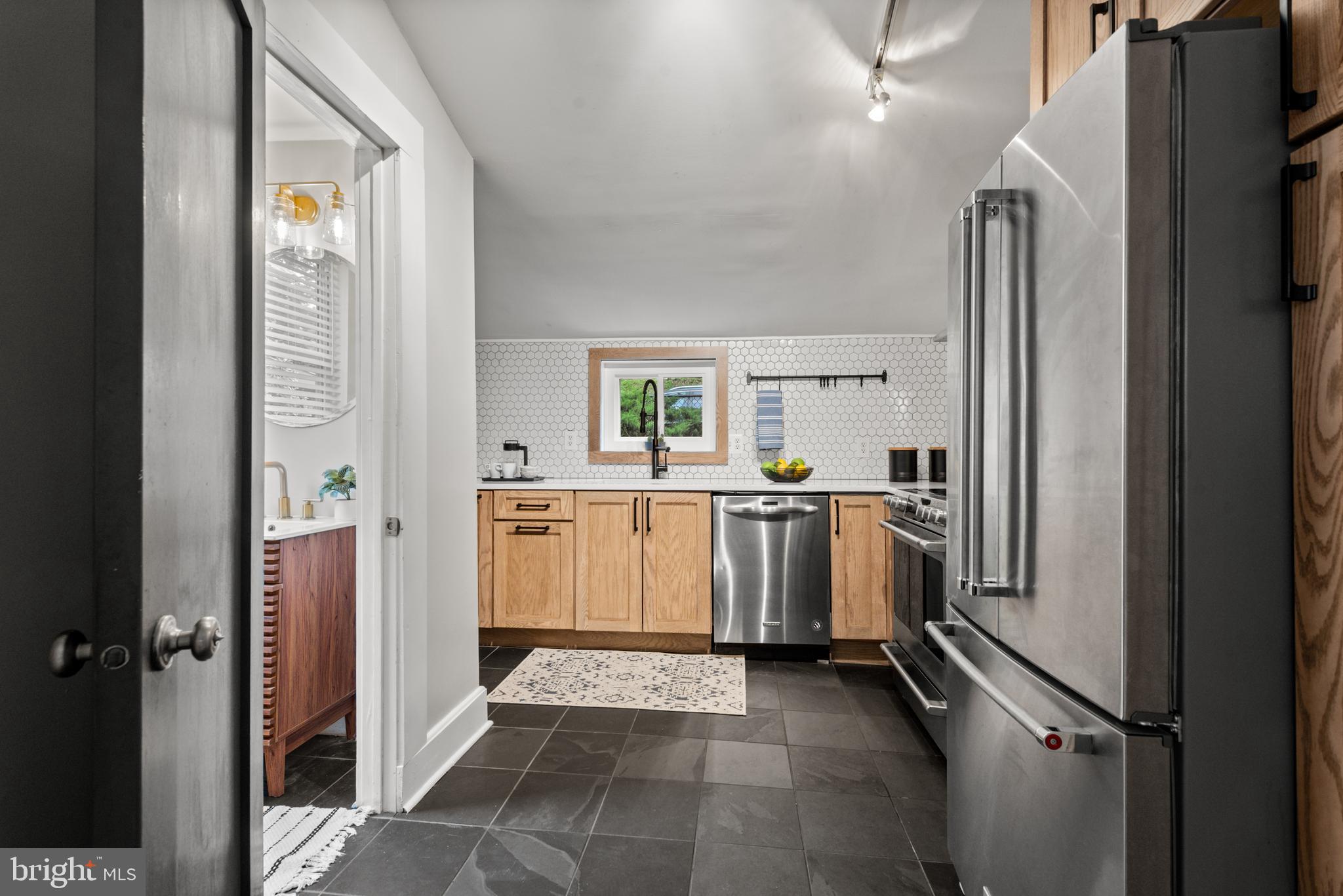 HAMPDEN HISTORIC DISTRICT - Residential