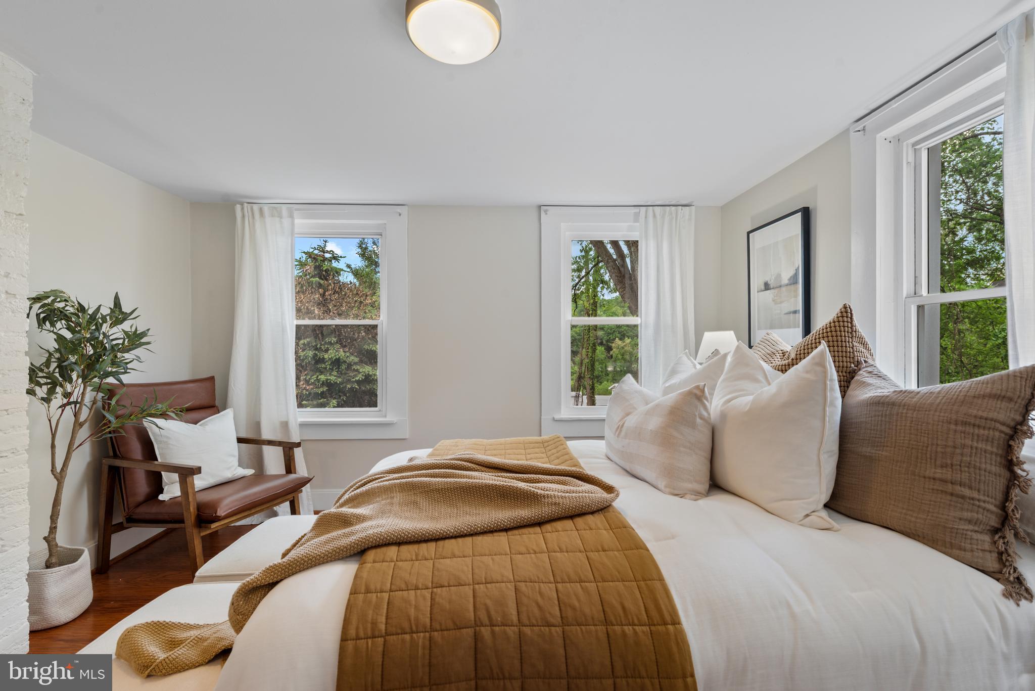 HAMPDEN HISTORIC DISTRICT - Residential