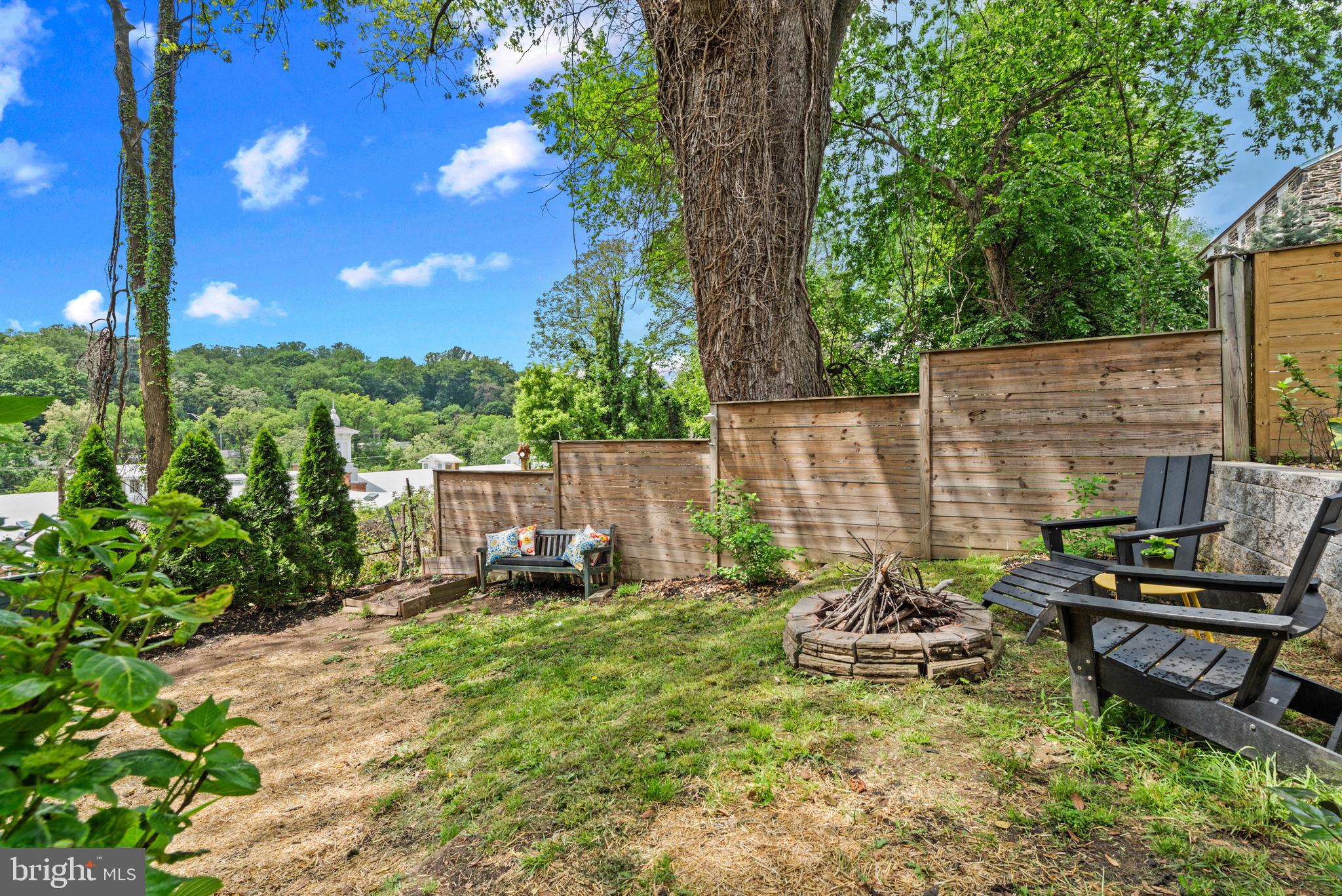 HAMPDEN HISTORIC DISTRICT - Residential