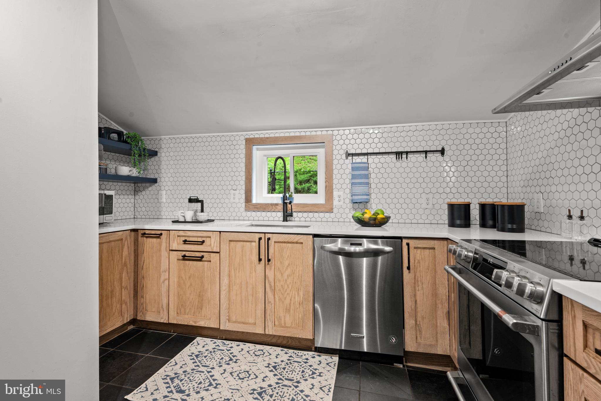 HAMPDEN HISTORIC DISTRICT - Residential