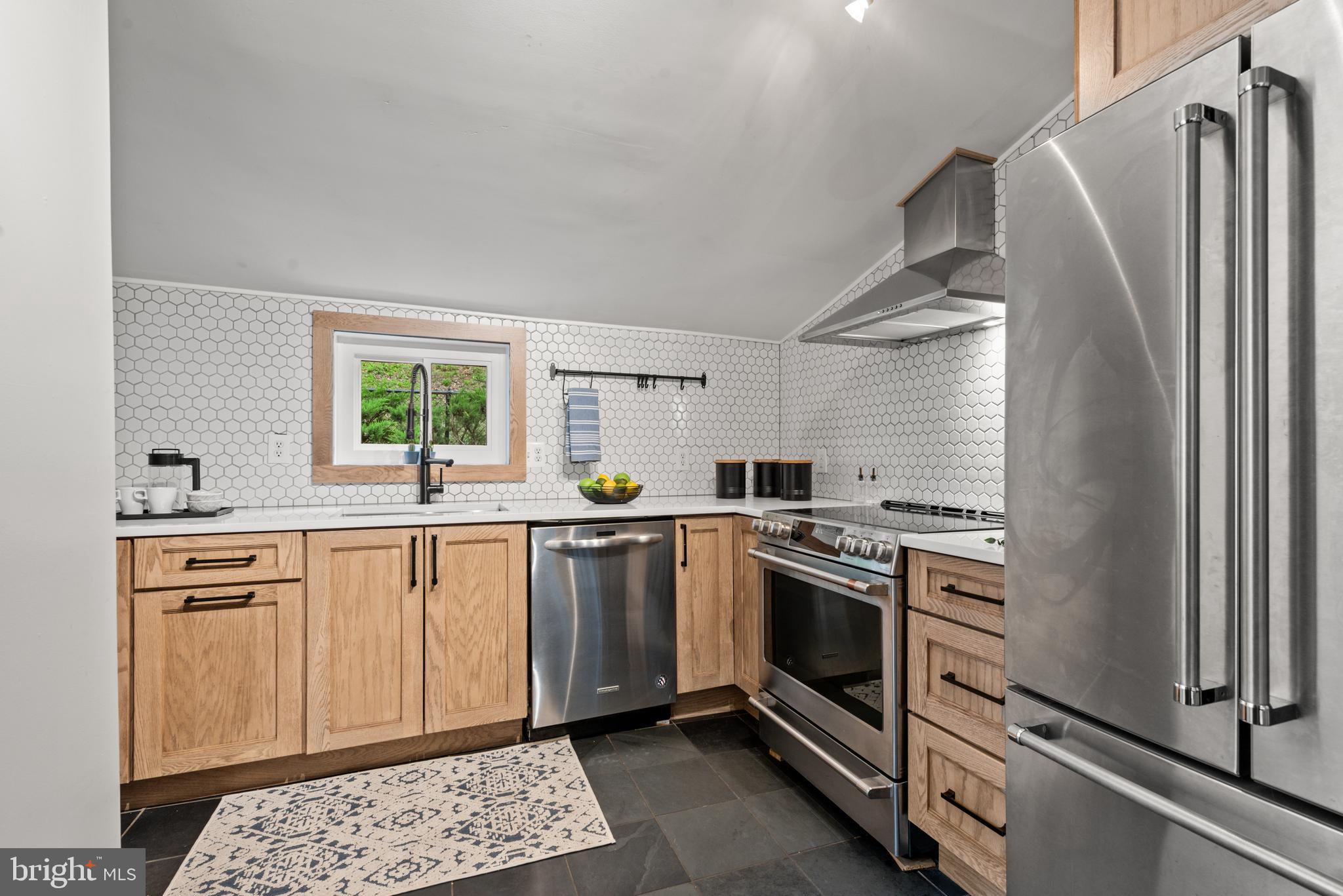 HAMPDEN HISTORIC DISTRICT - Residential