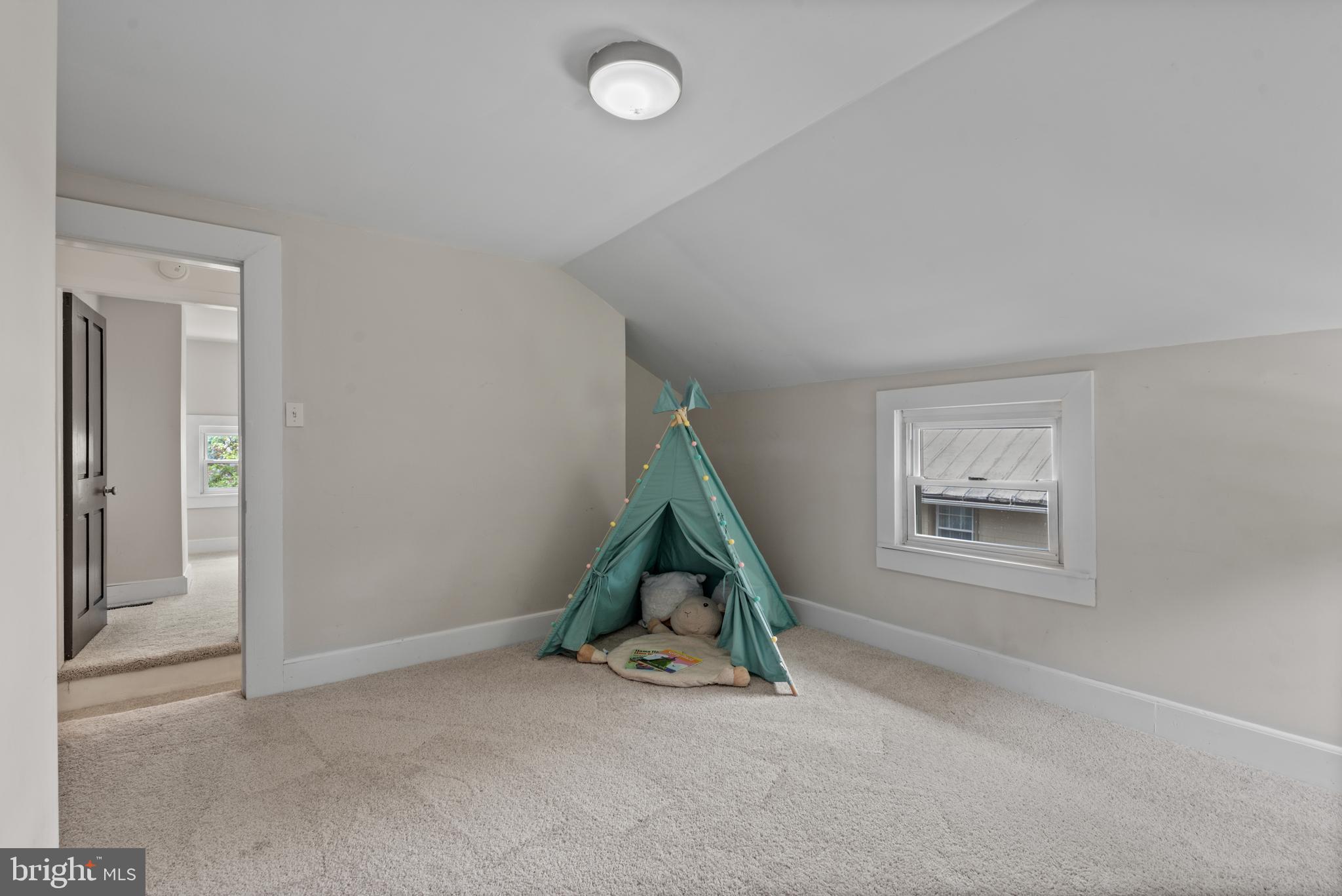 HAMPDEN HISTORIC DISTRICT - Residential