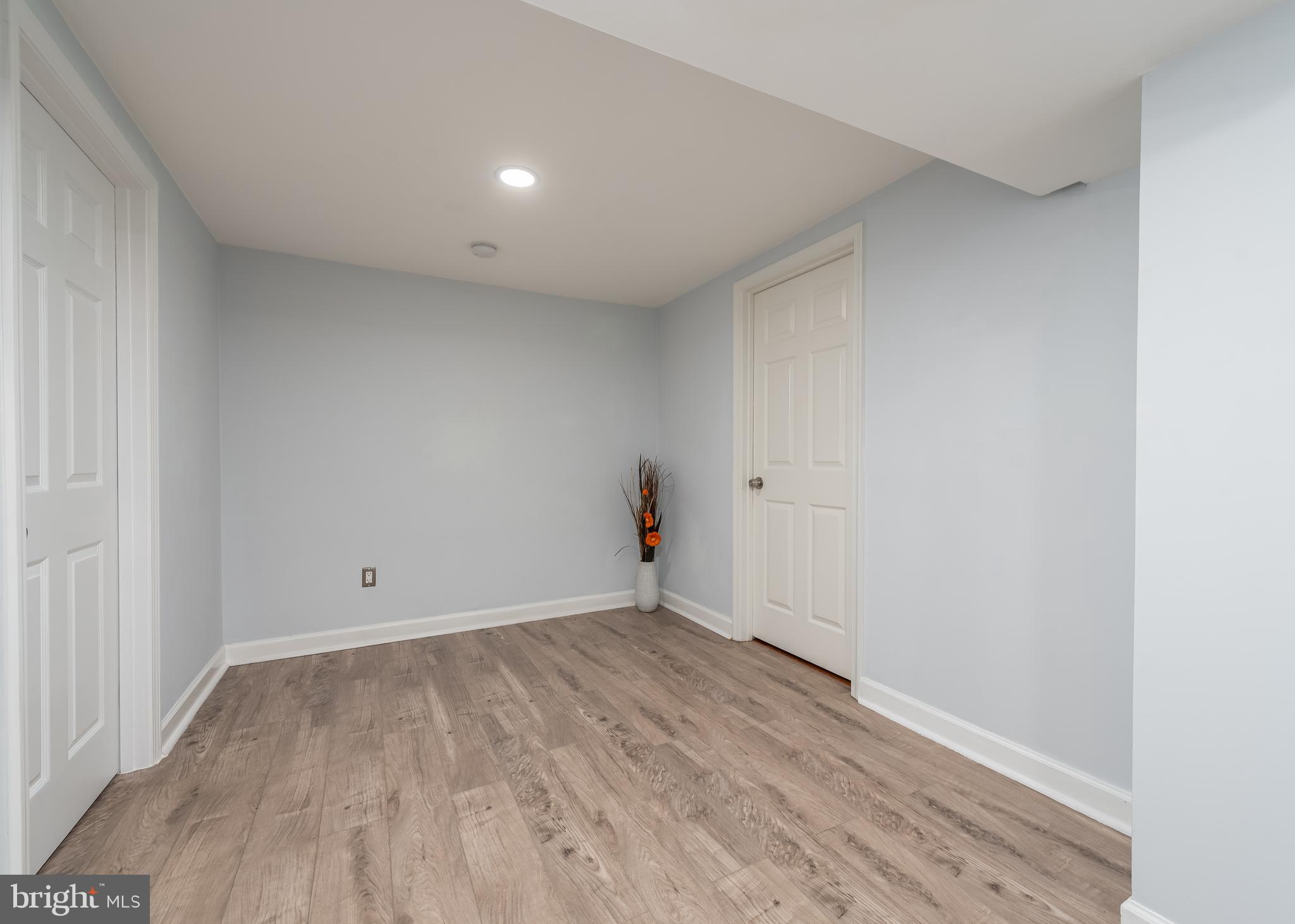 NEWPORT ESTATES - Residential