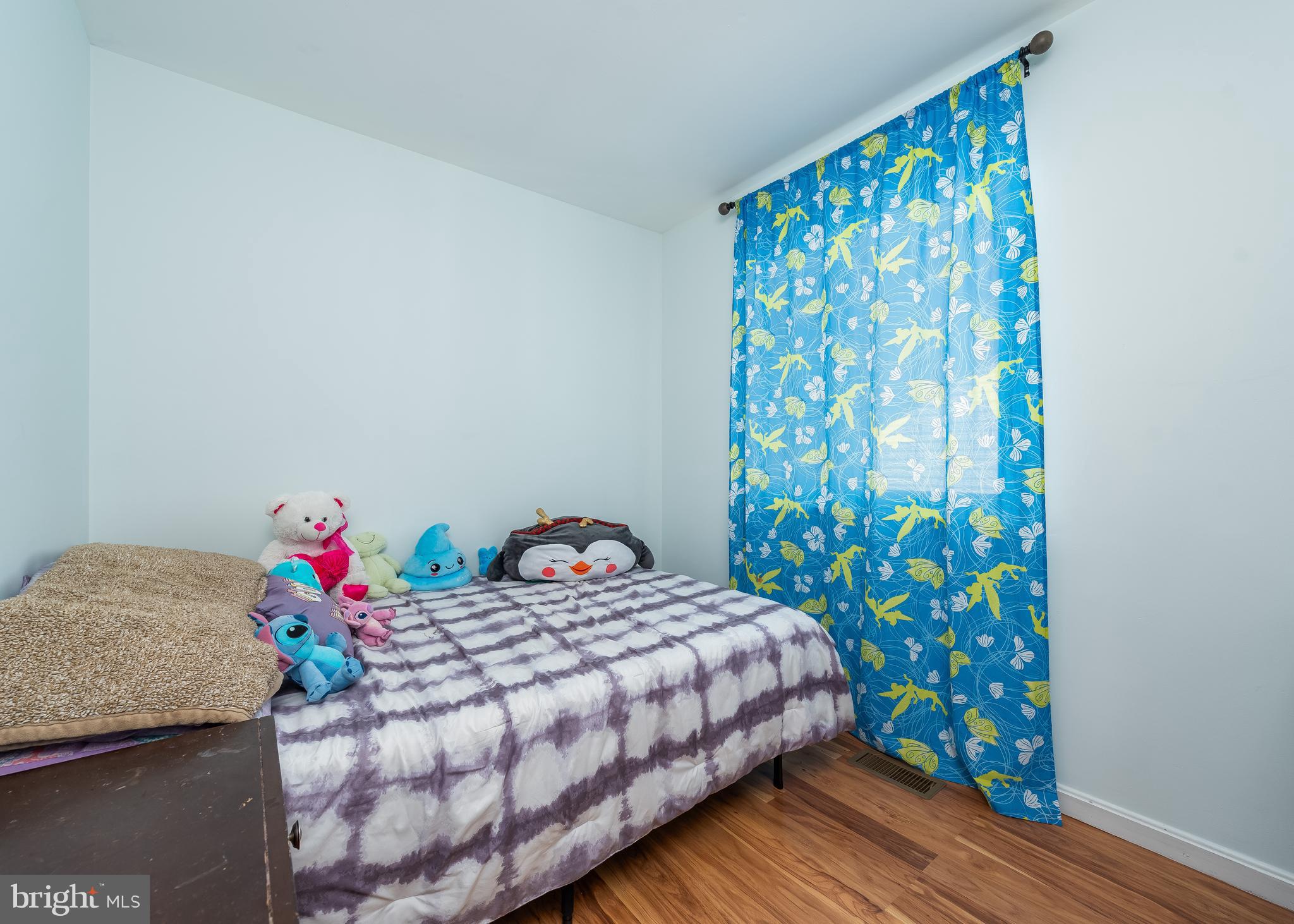 NEWPORT ESTATES - Residential