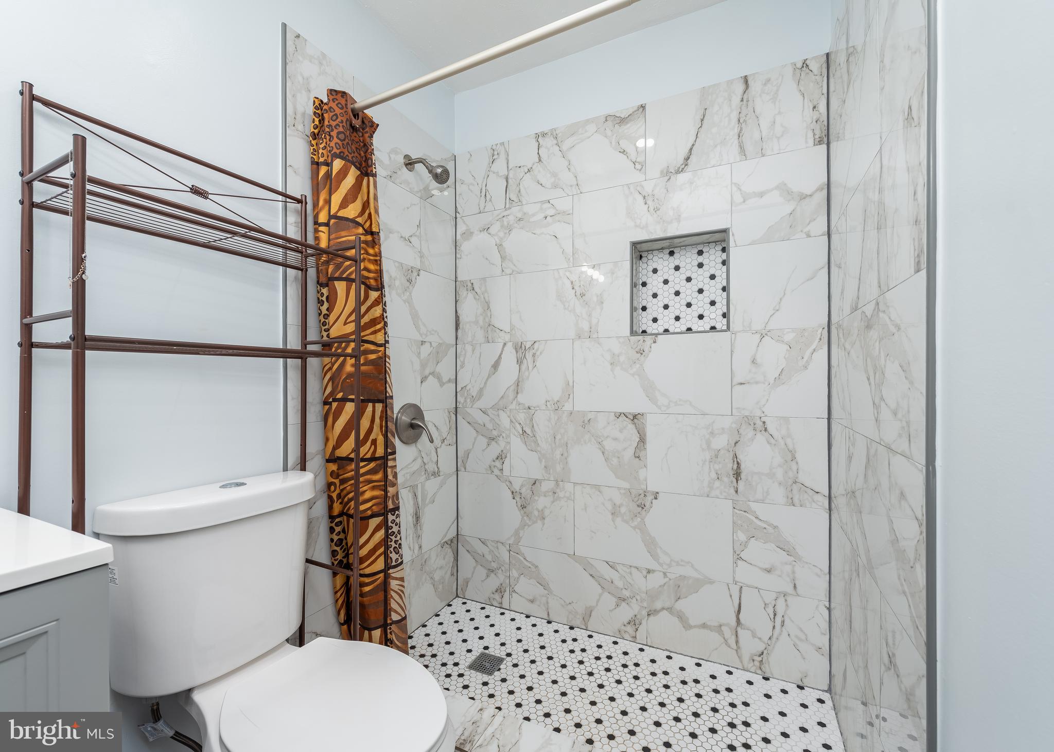 NEWPORT ESTATES - Residential