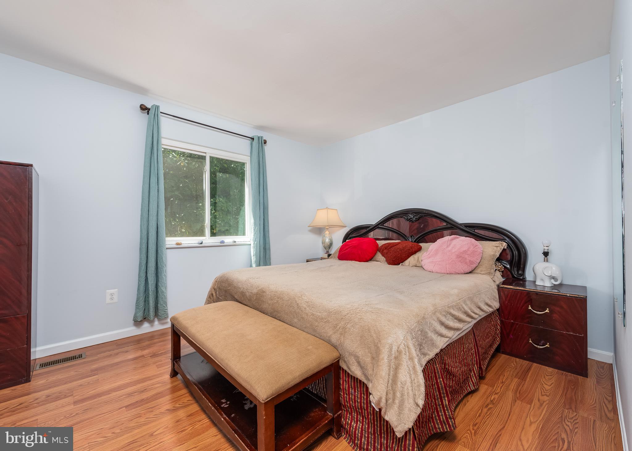 NEWPORT ESTATES - Residential