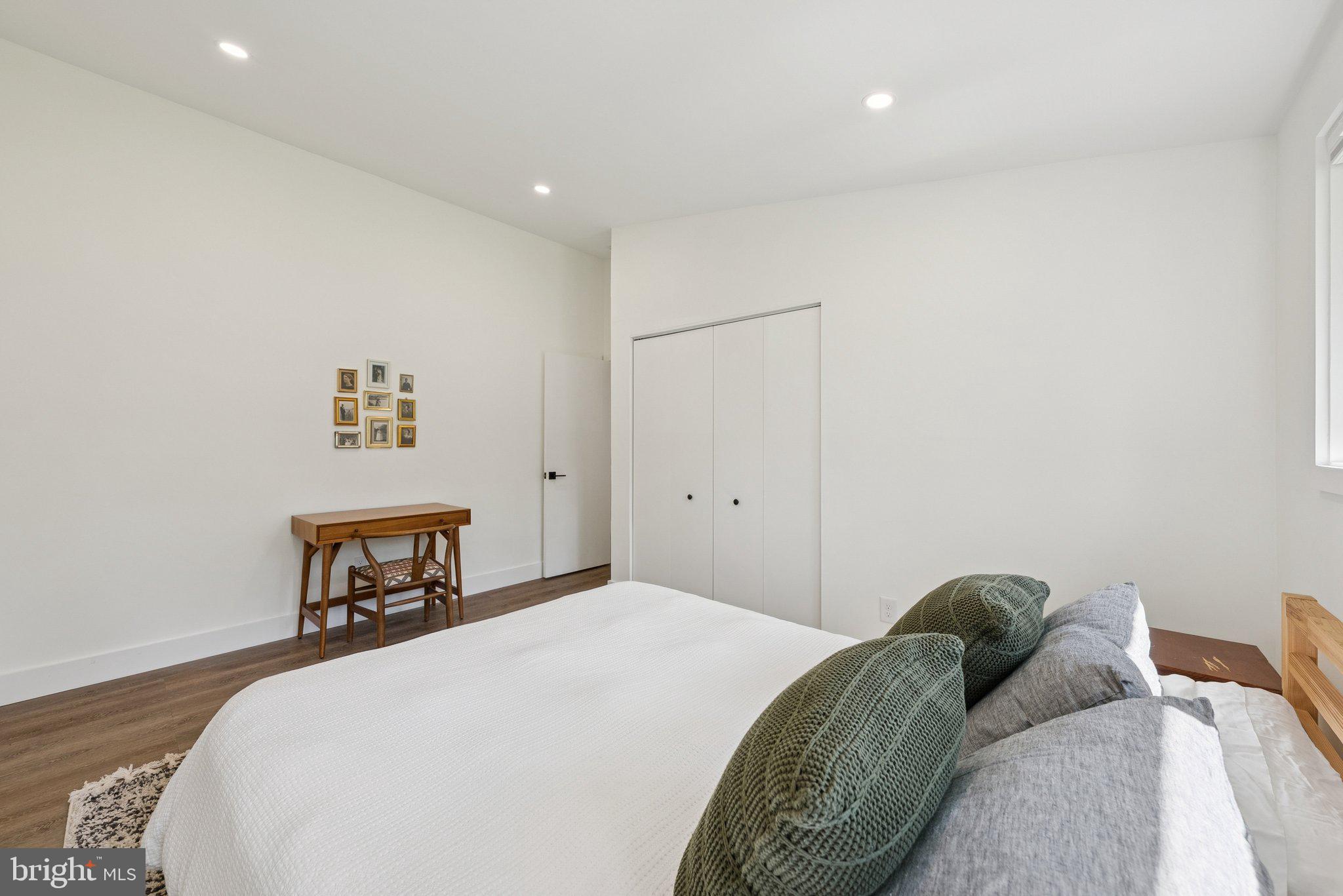 STRATFORD LANDING - Residential