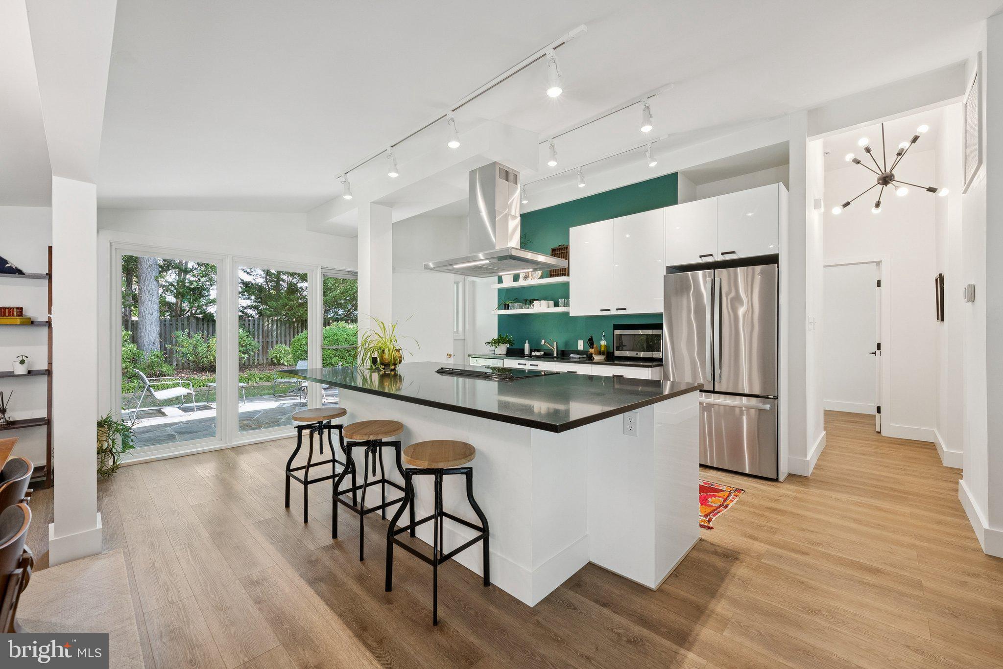 STRATFORD LANDING - Residential