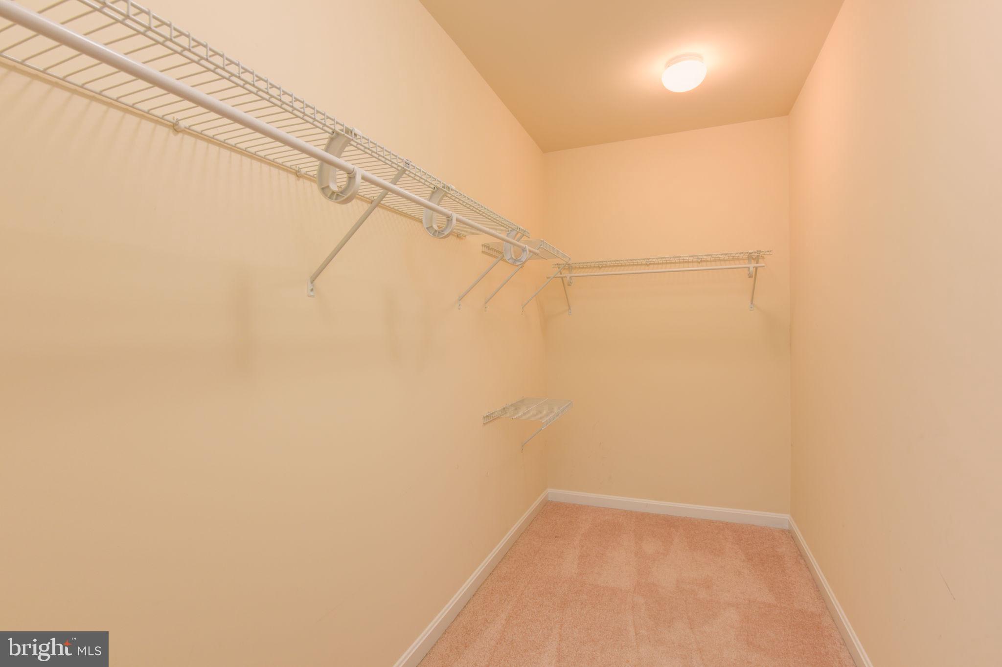 GROVETON - Residential