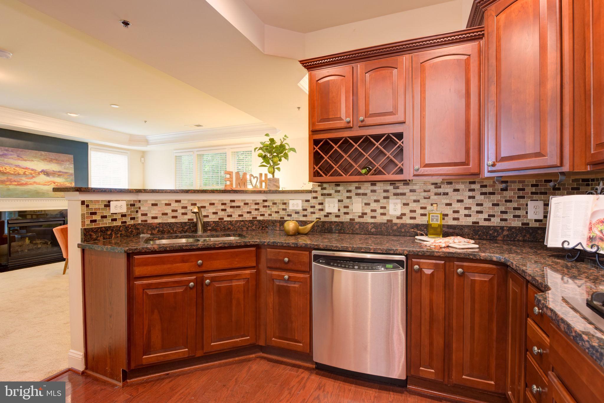 GROVETON - Residential