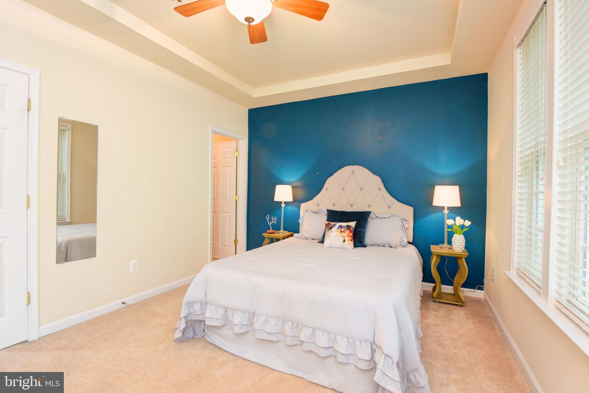 GROVETON - Residential