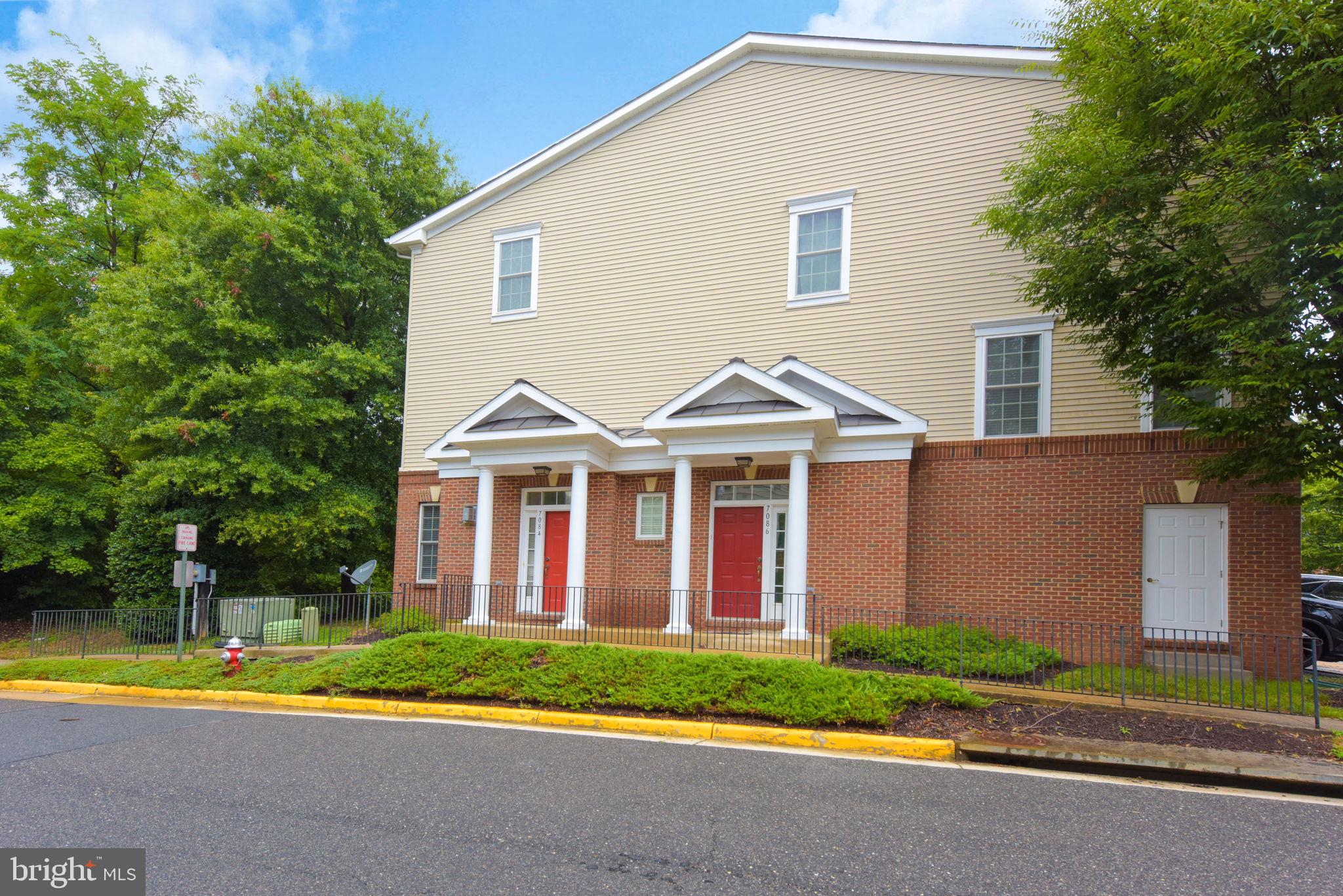 GROVETON - Residential