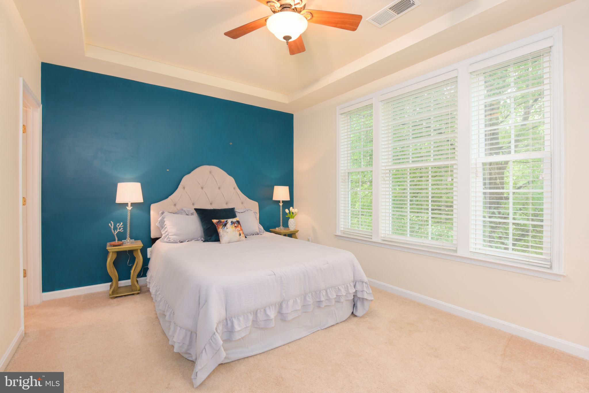 GROVETON - Residential