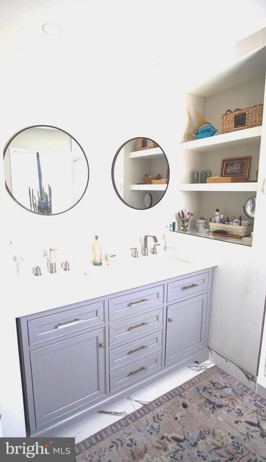 CLOVERFIELDS - Residential