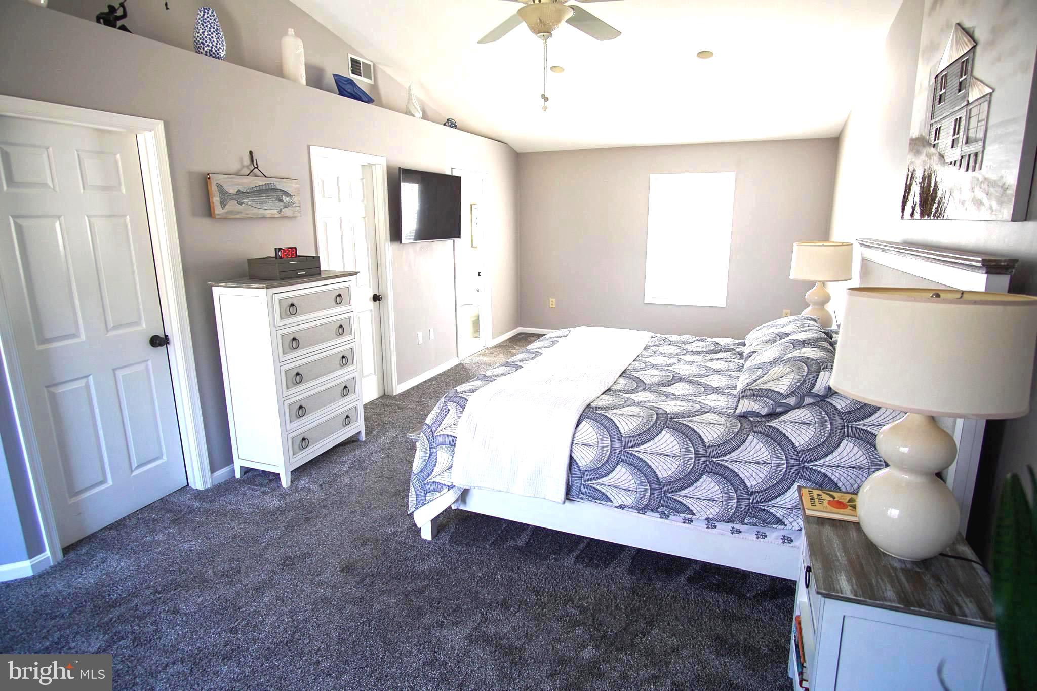 CLOVERFIELDS - Residential