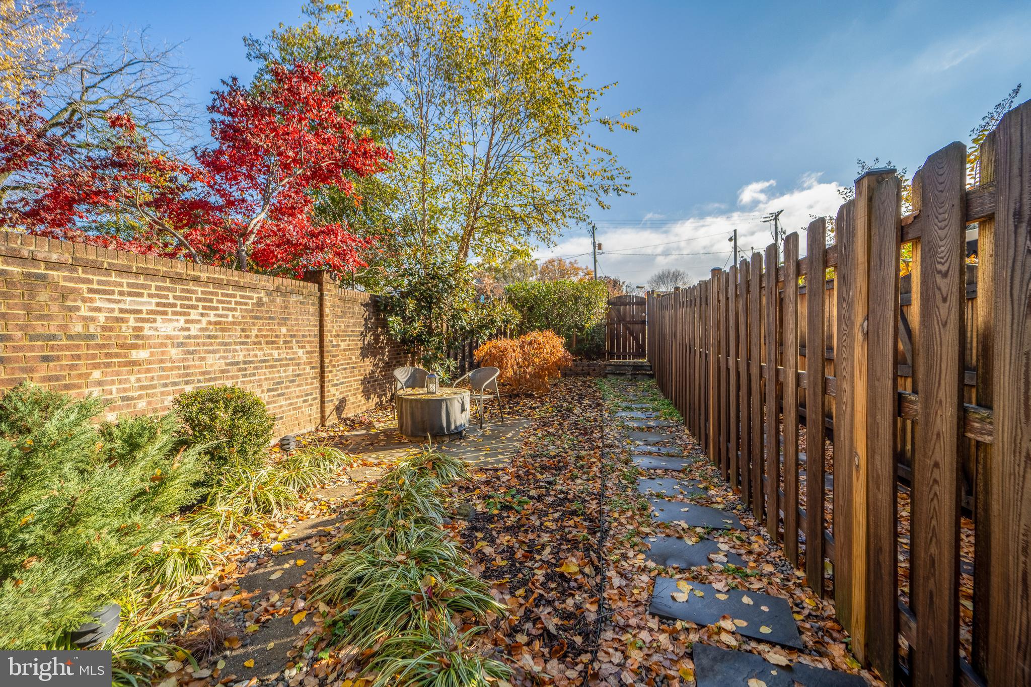 ALEXANDRIA - Residential Lease