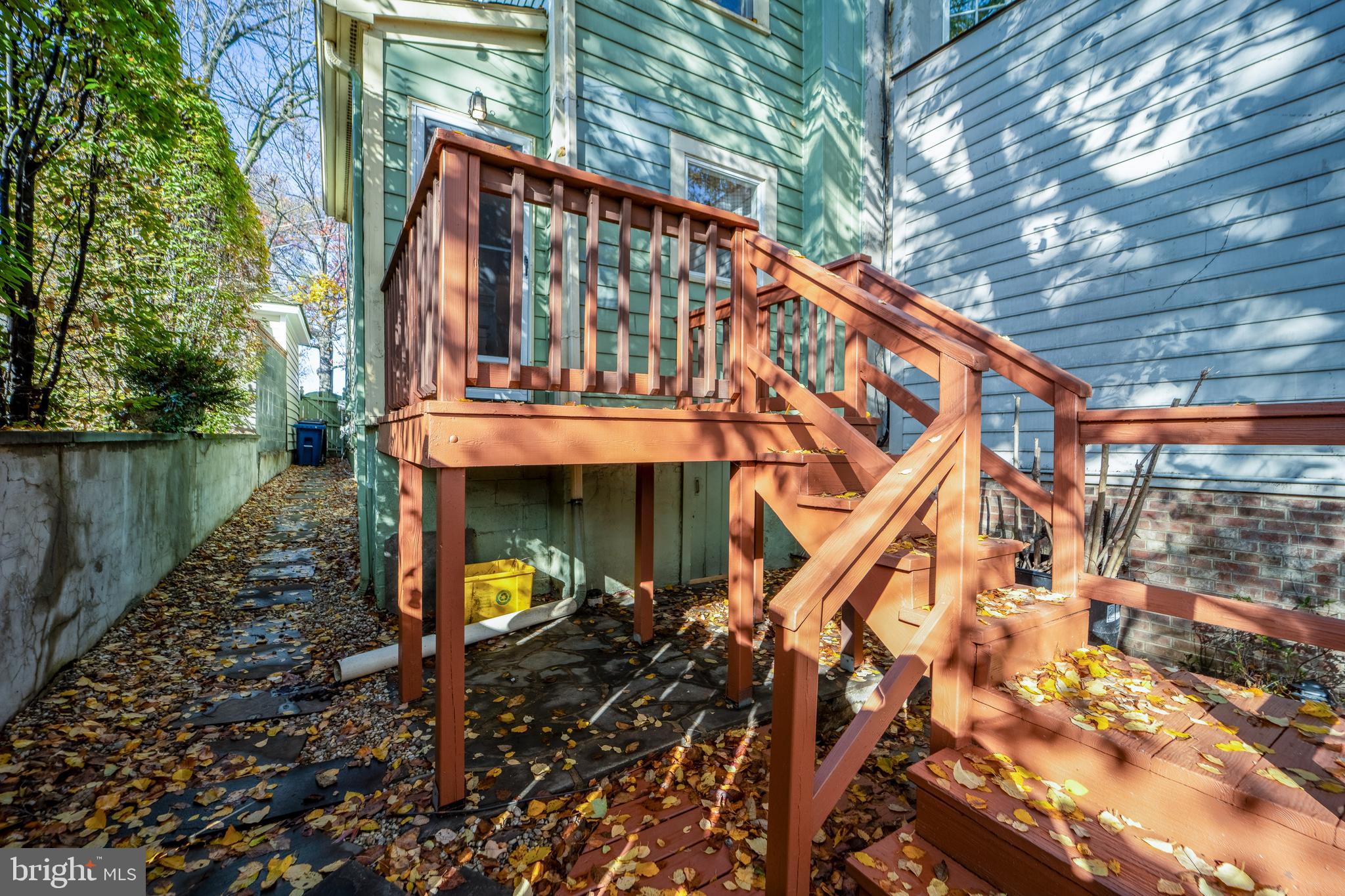 ALEXANDRIA - Residential Lease