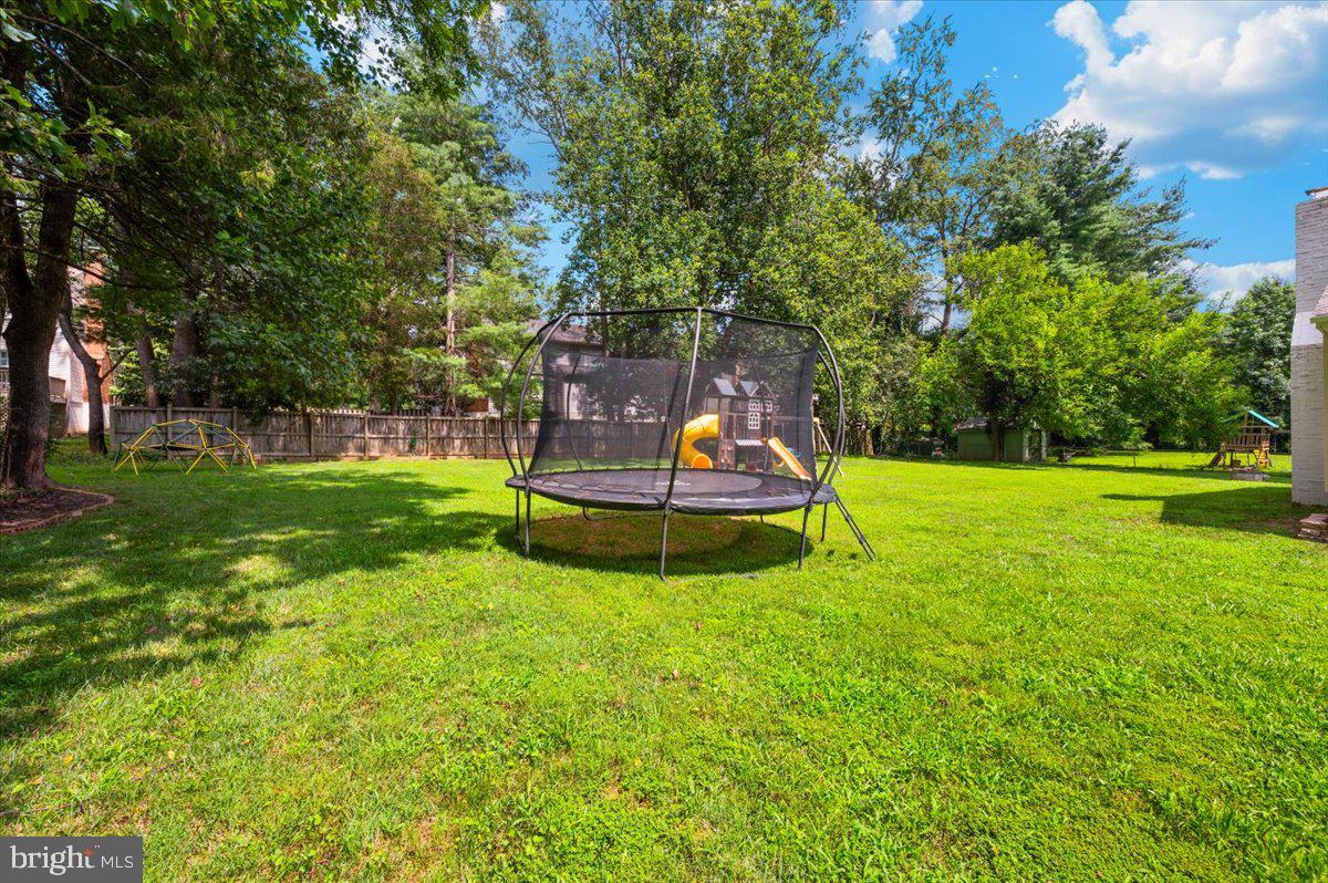 DEBUSK - Residential Lease