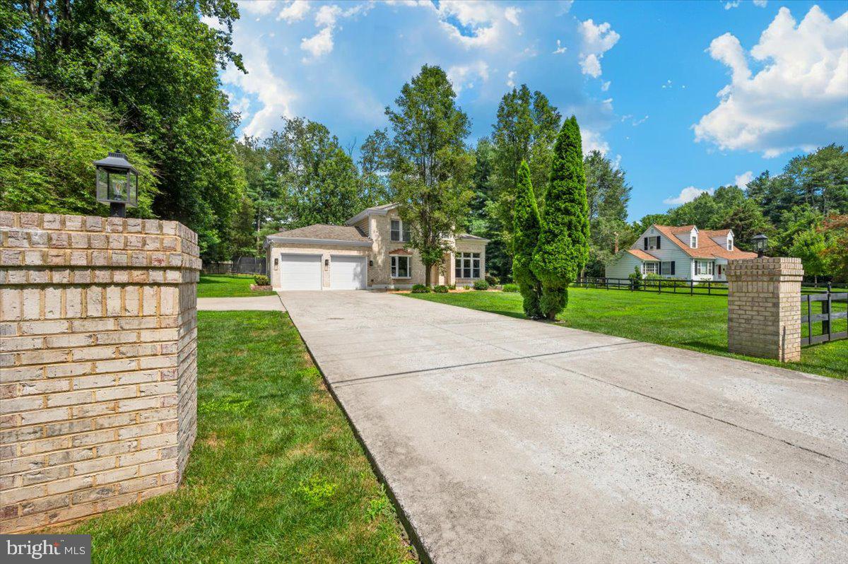 DEBUSK - Residential Lease