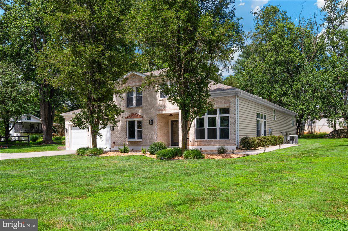 DEBUSK - Residential Lease