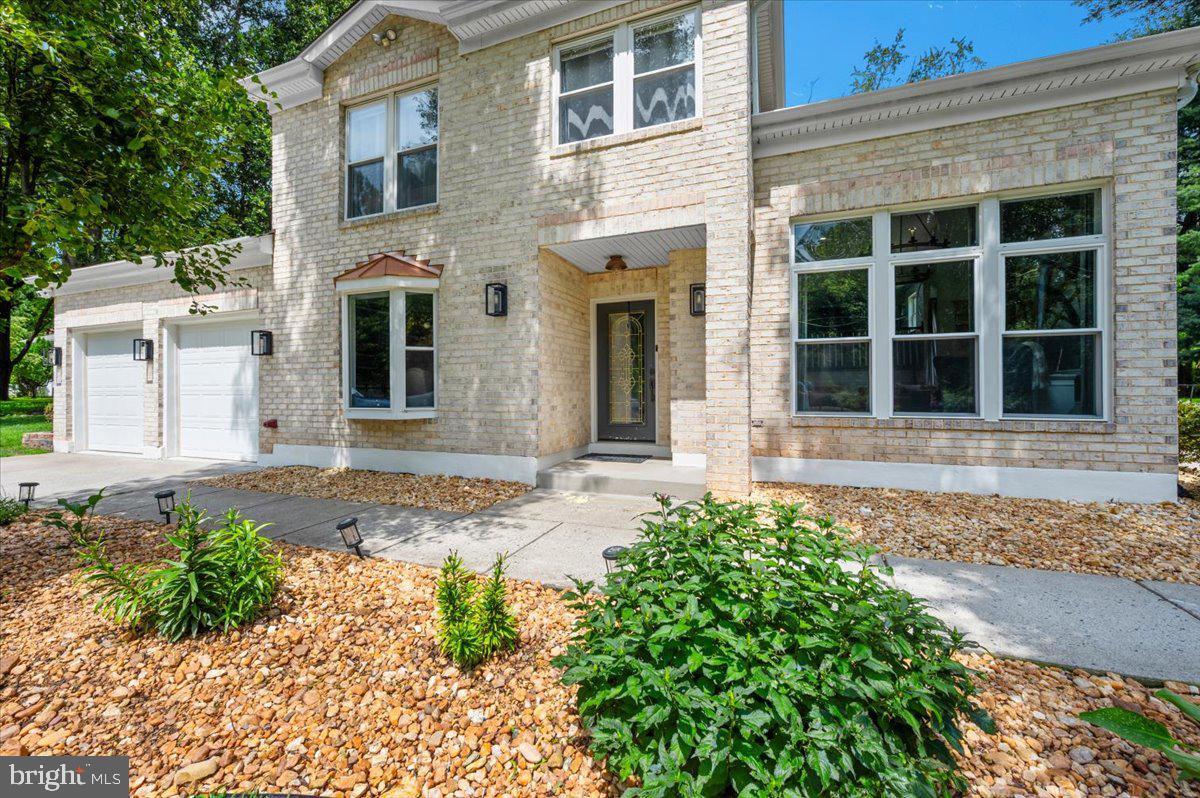 DEBUSK - Residential Lease