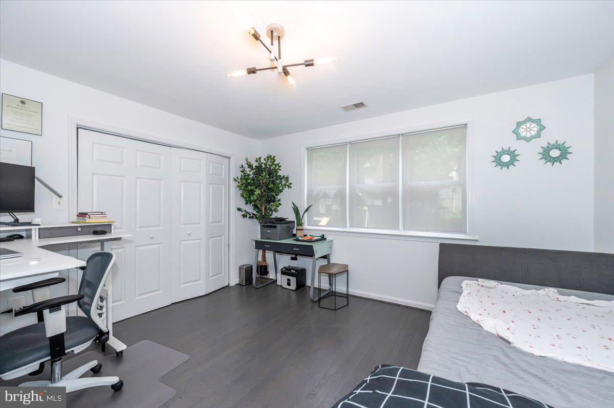 DEBUSK - Residential Lease