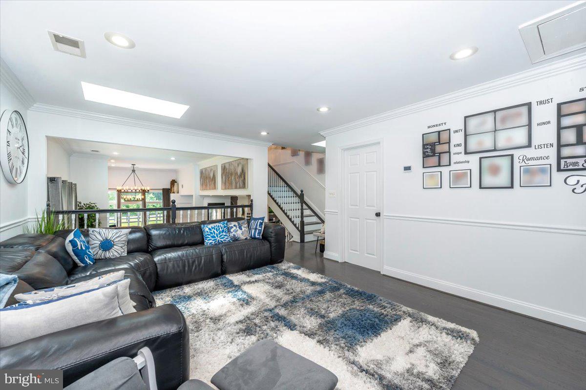 DEBUSK - Residential Lease