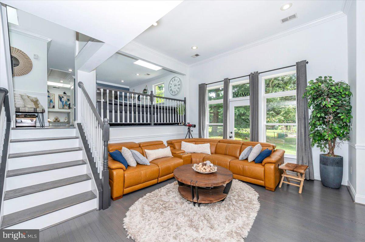 DEBUSK - Residential Lease