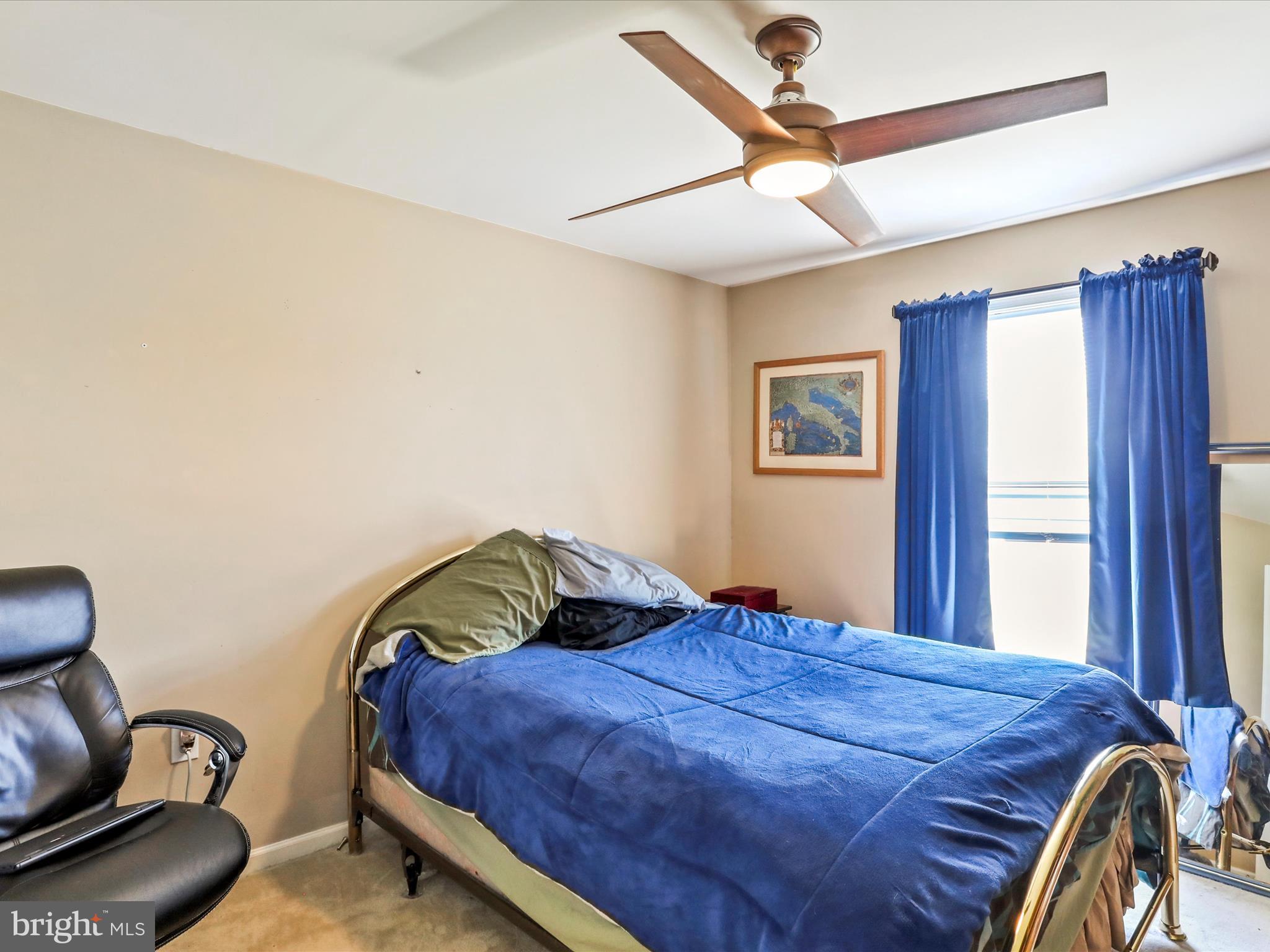 LOCUST HILL - Residential