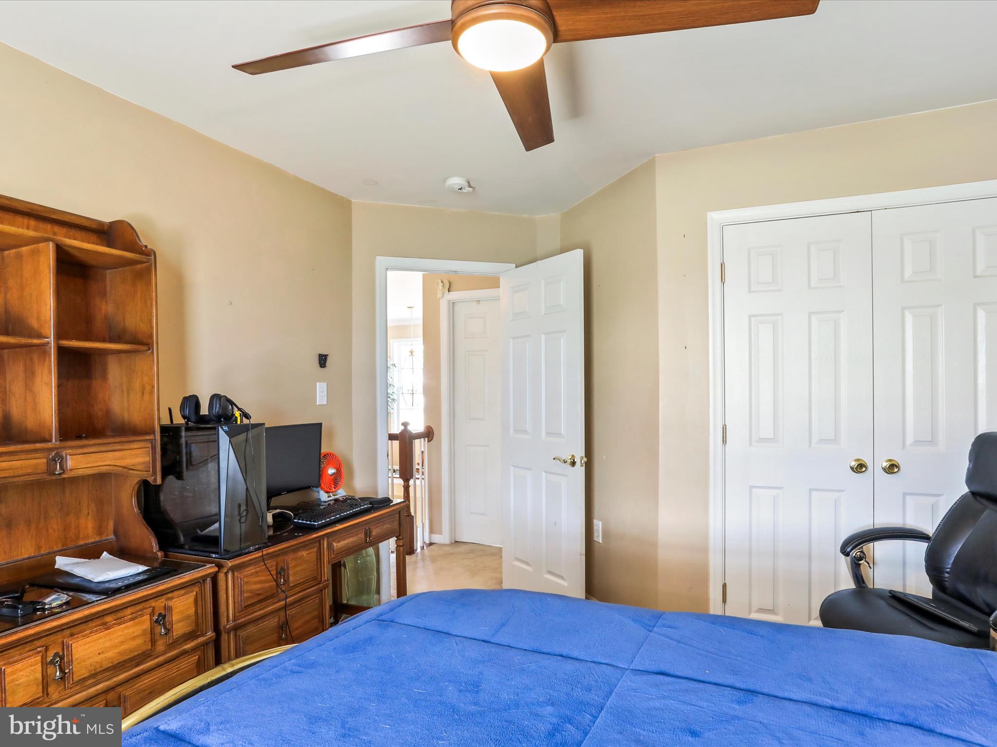 LOCUST HILL - Residential