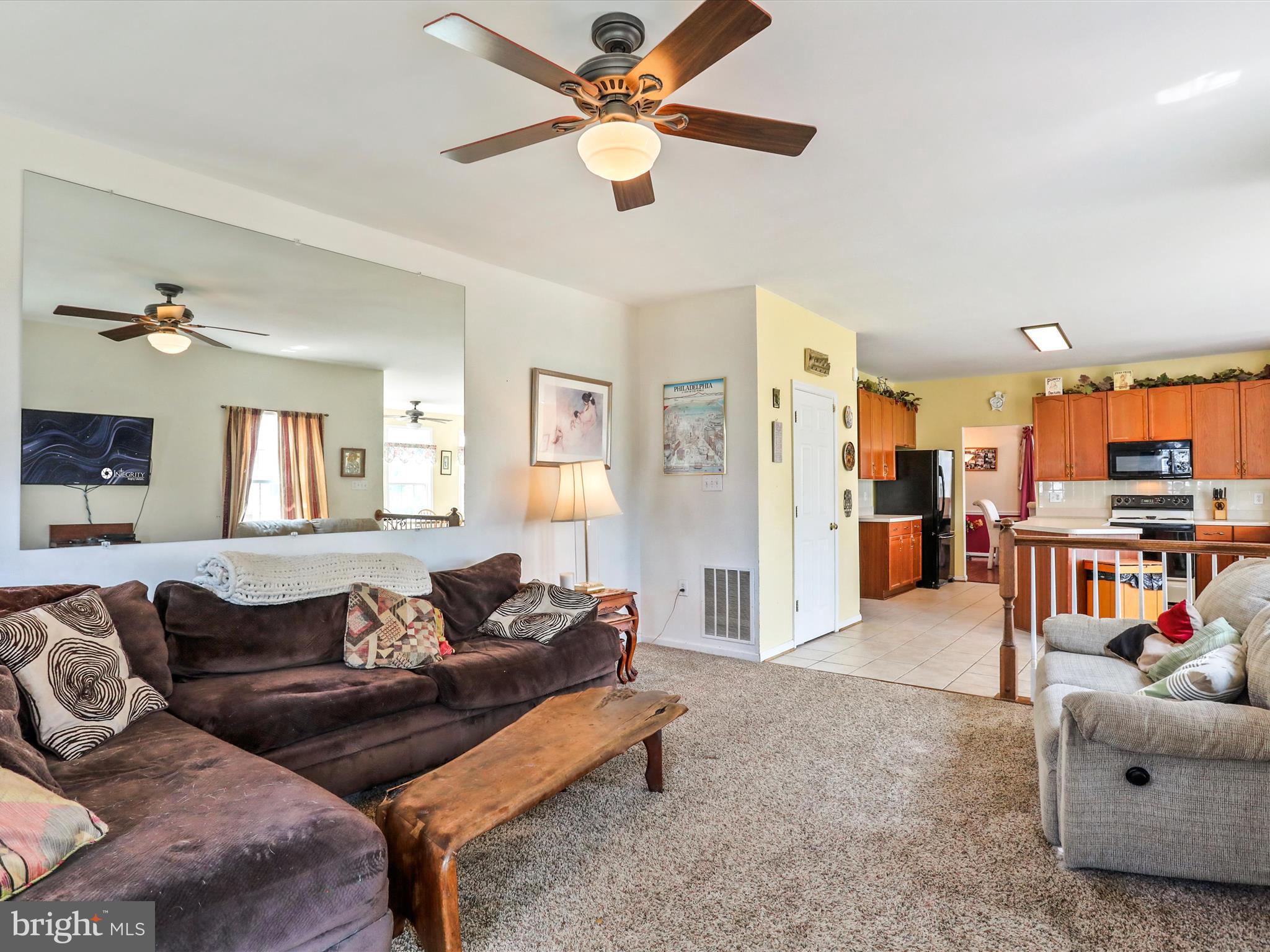 LOCUST HILL - Residential