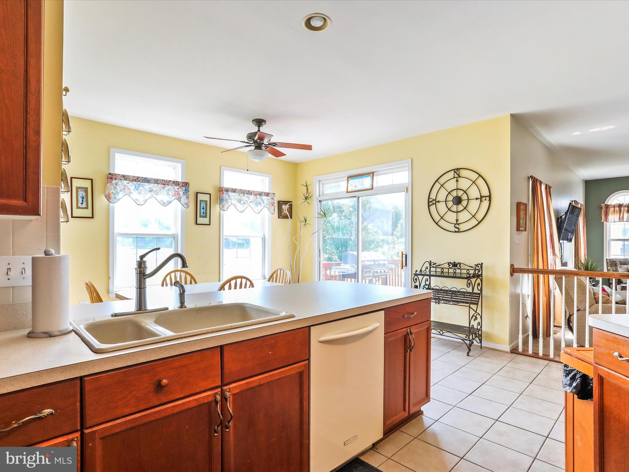 LOCUST HILL - Residential