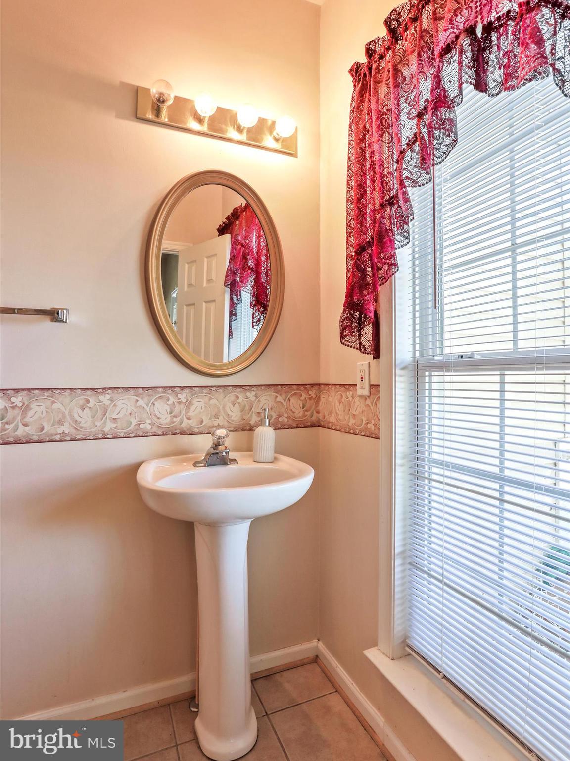 LOCUST HILL - Residential