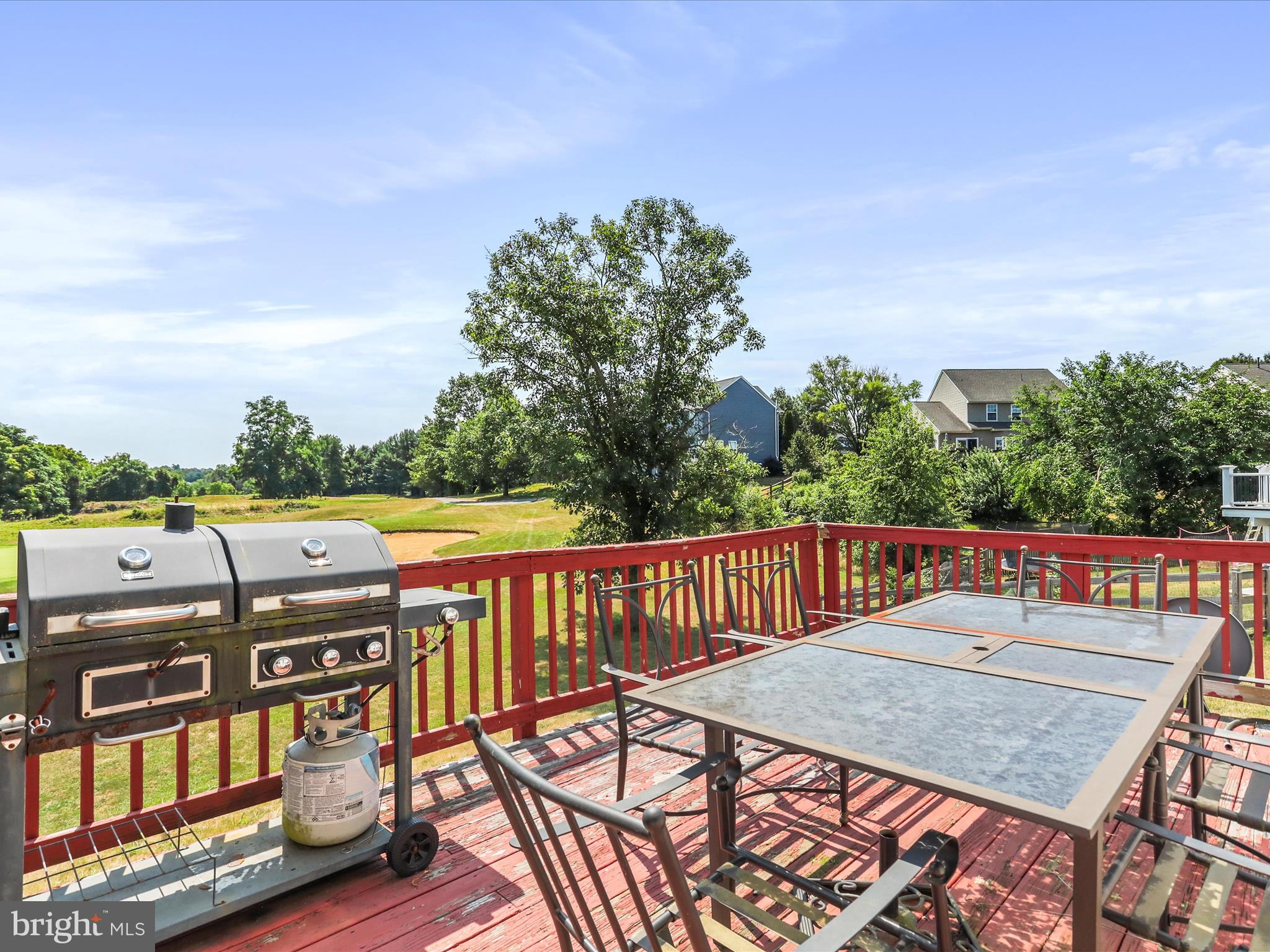 LOCUST HILL - Residential