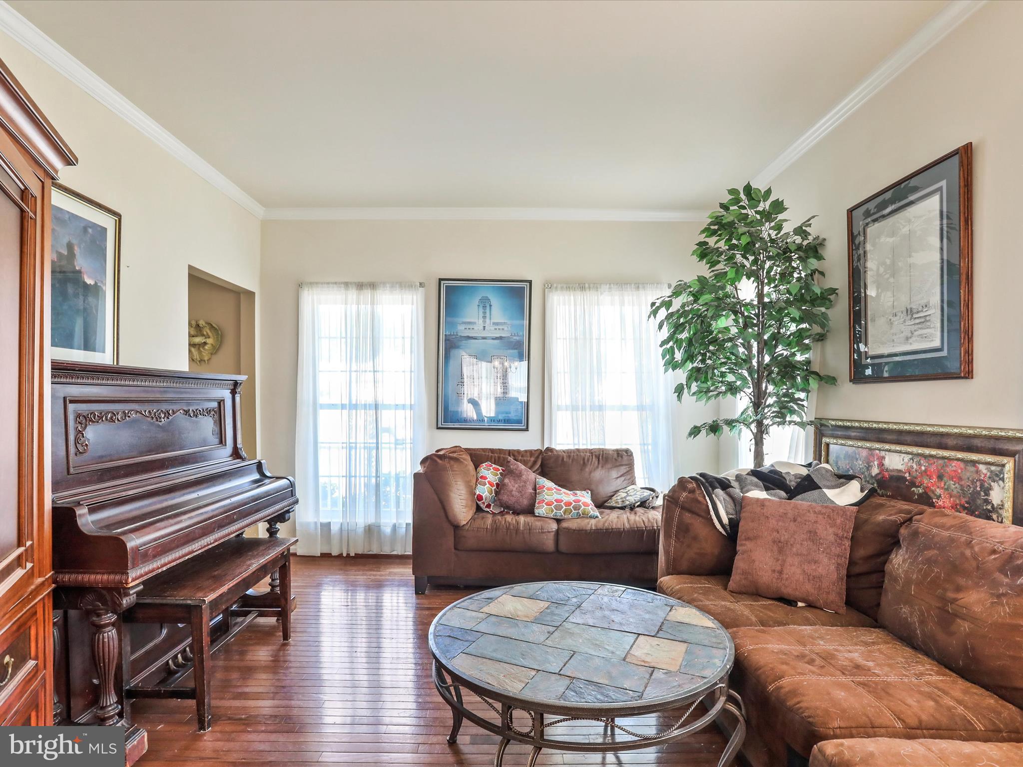 LOCUST HILL - Residential