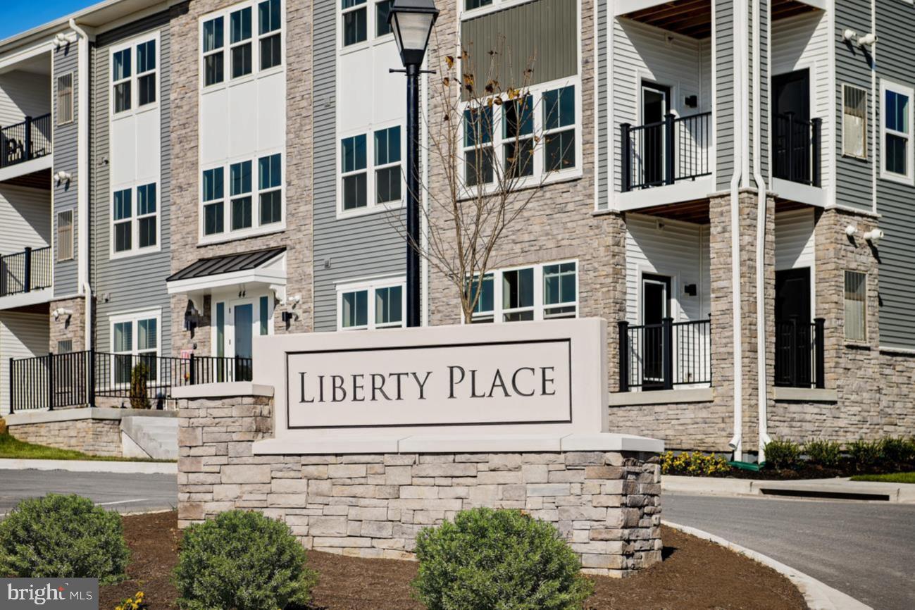 LIBERTY PLACE 55+ CONDOS - Residential