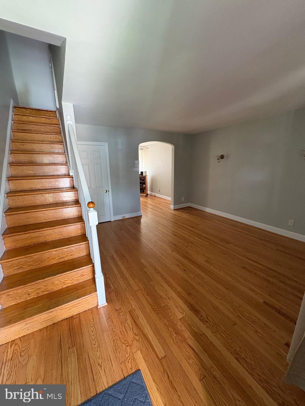 1309 W 37TH STREET W